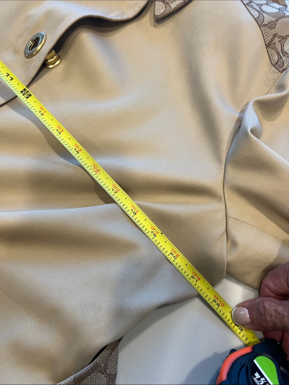 Coach Woman’s Tan Trench Coat with Signature Trim - Picture 7 of 11
